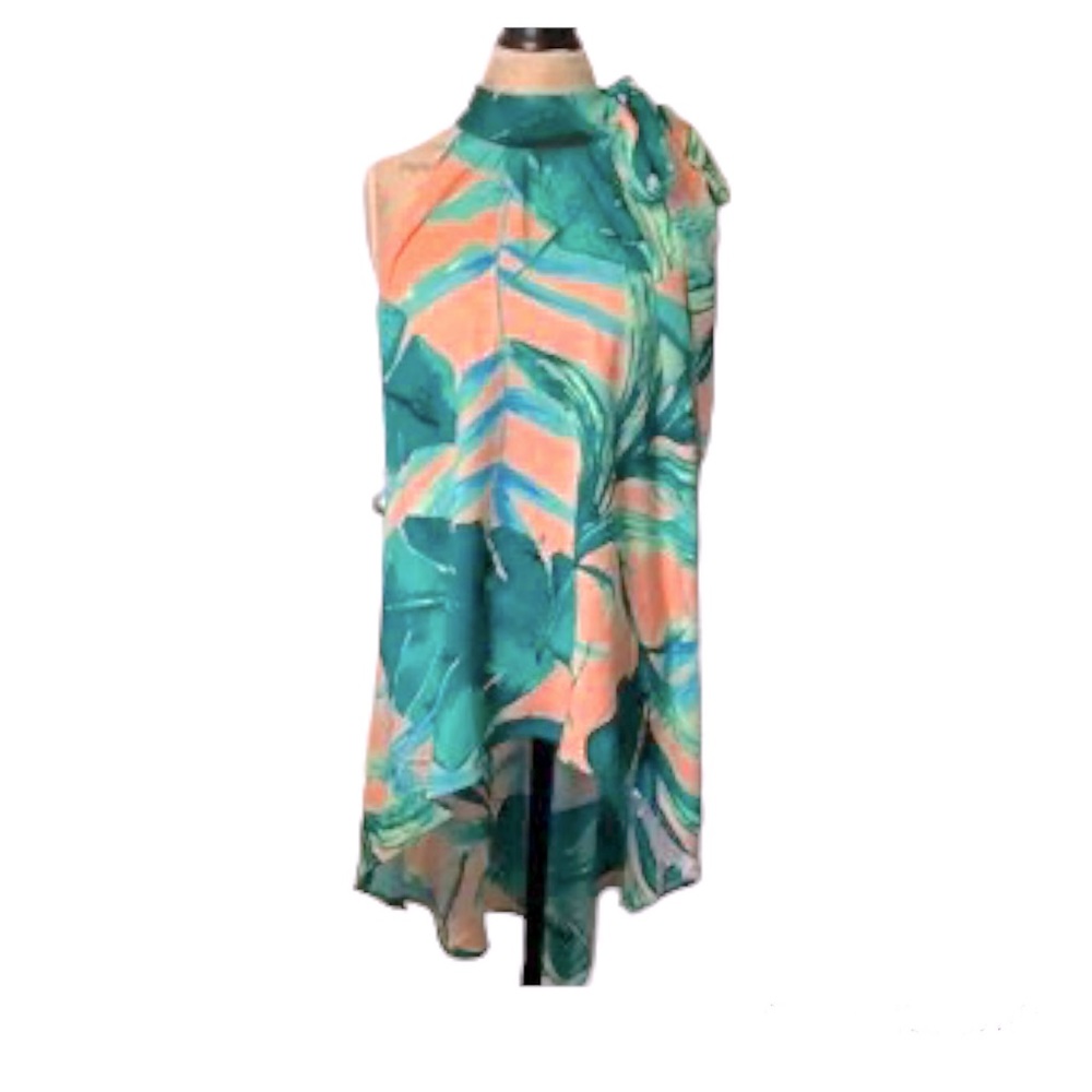 Tropical peach and green print high/low flowy blouse.